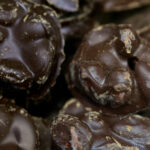 Almond Clusters (1 lb.)
